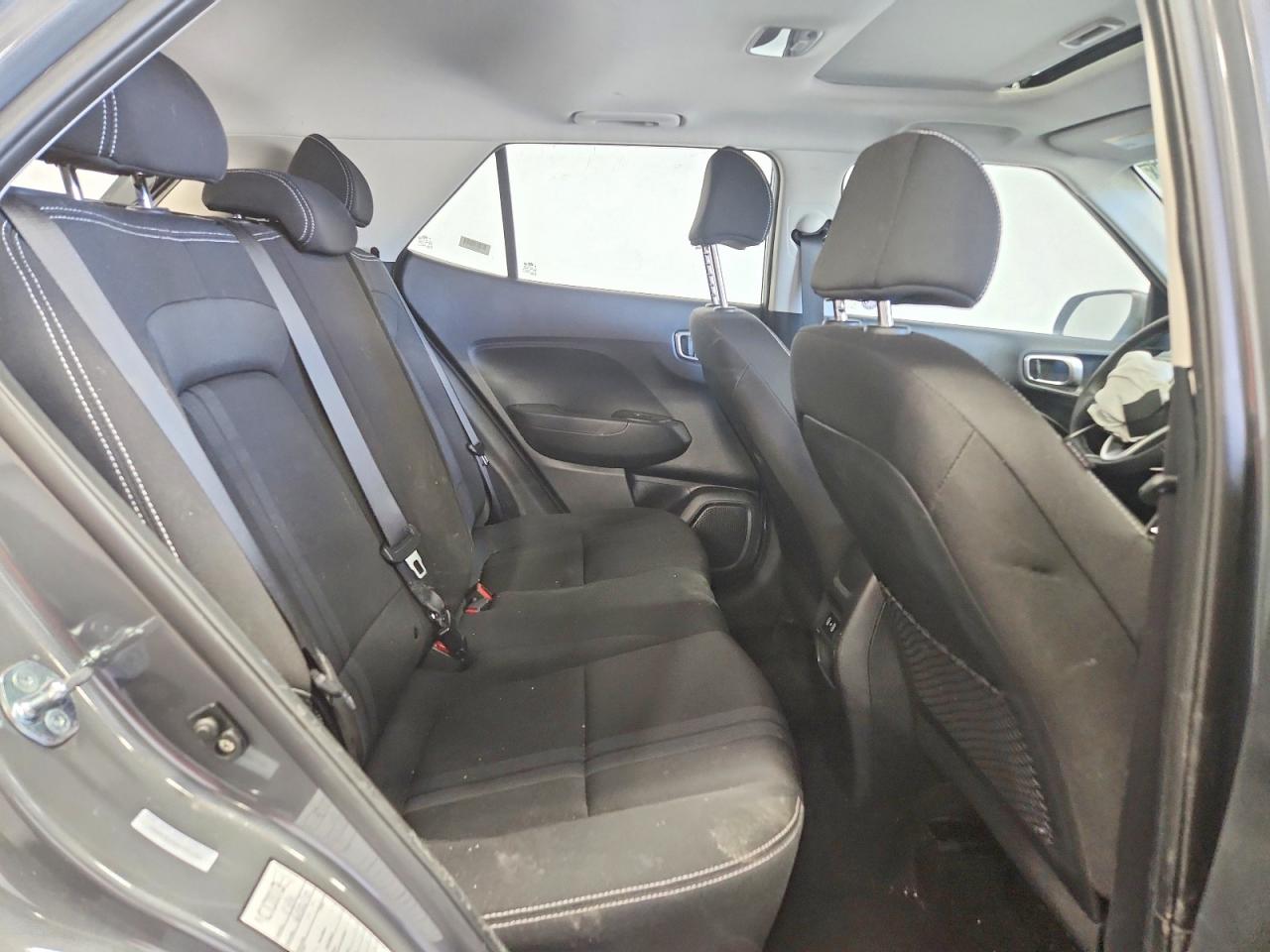 2025 Hyundai Venue VIN KMHRC8A30SU391454 photo 10