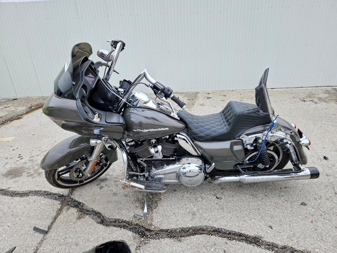 2019 HARLEY Fl VIN 1HD1KHC13KB636483 photo 3