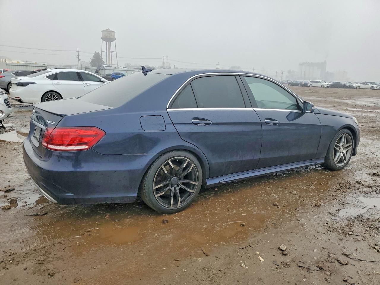 2014 Mercedes-Benz E-class VIN WDDHF8JB8EA905125 photo 3