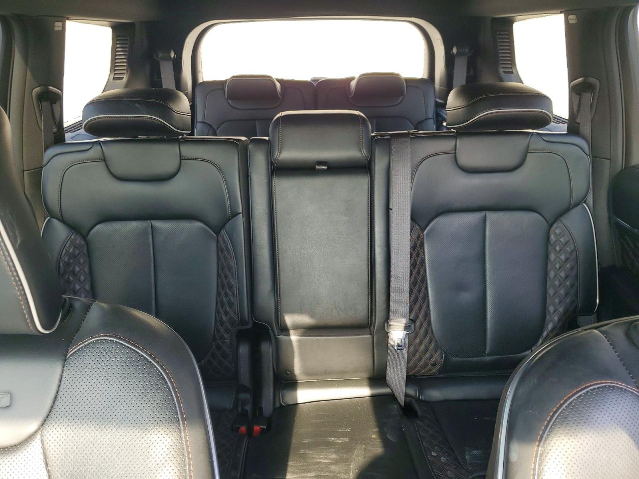 2023 Jeep Grand cher VIN 1C4RJKETXP8844304 photo 10