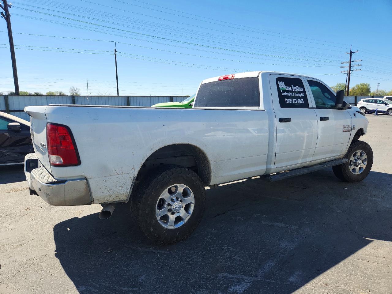 2017 Ram 2500 VIN 3C6UR5HLXHG663173 photo 3