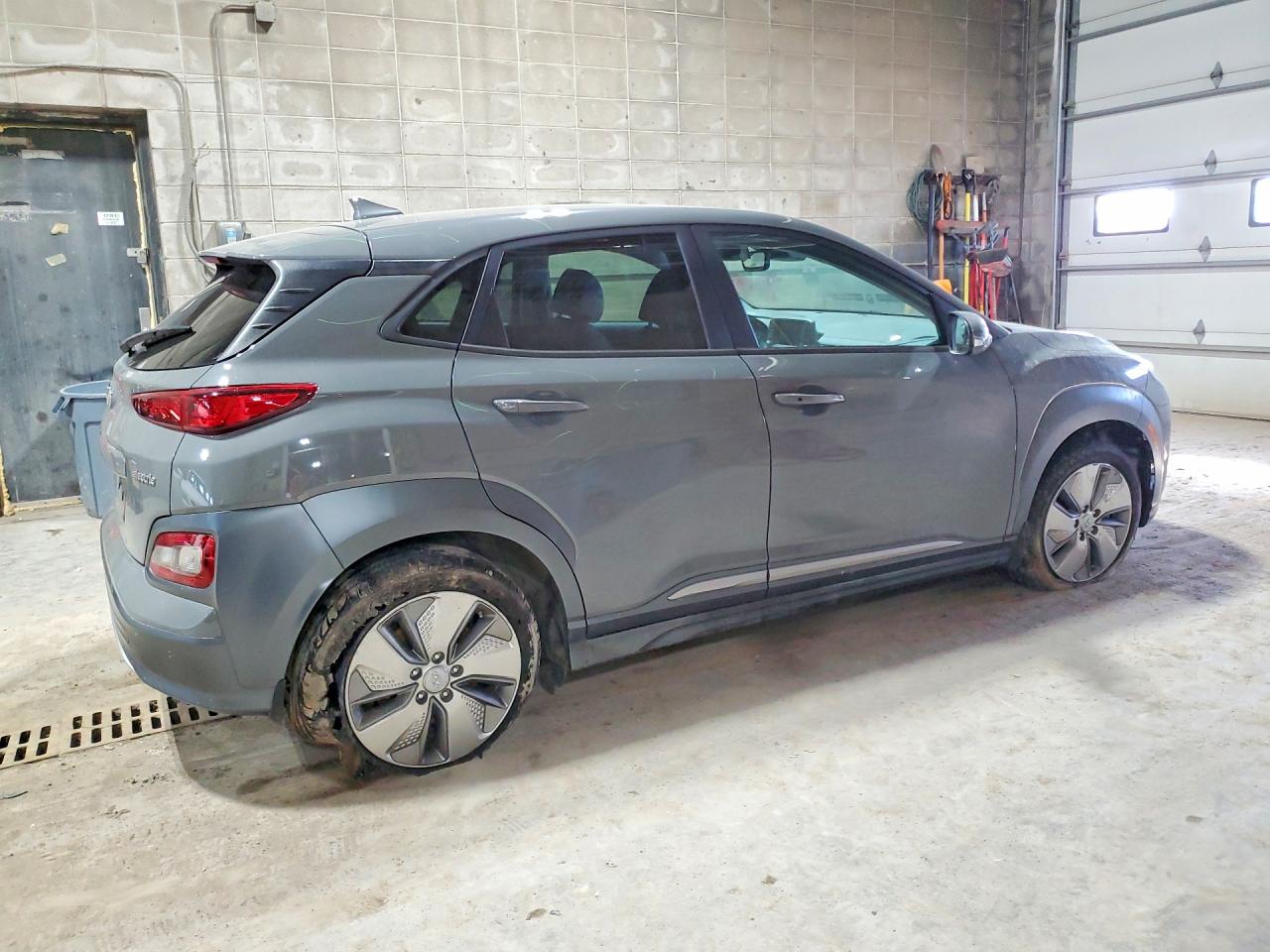 2021 Hyundai Kona electric VIN KM8K33AG3MU129759 photo 3