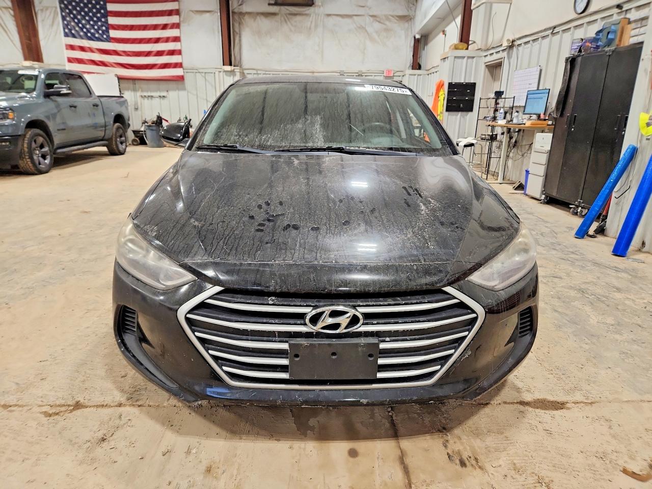 2018 Hyundai Elantra VIN 5NPD84LF5JH215511 photo 5