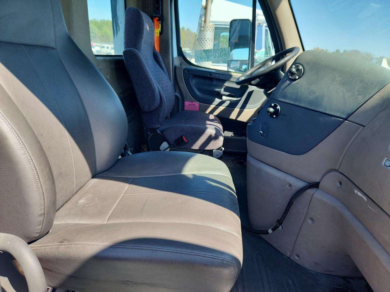 2014 FREIGHTLINER All other VIN 1FUBGEDV0ELFT4298 photo 5