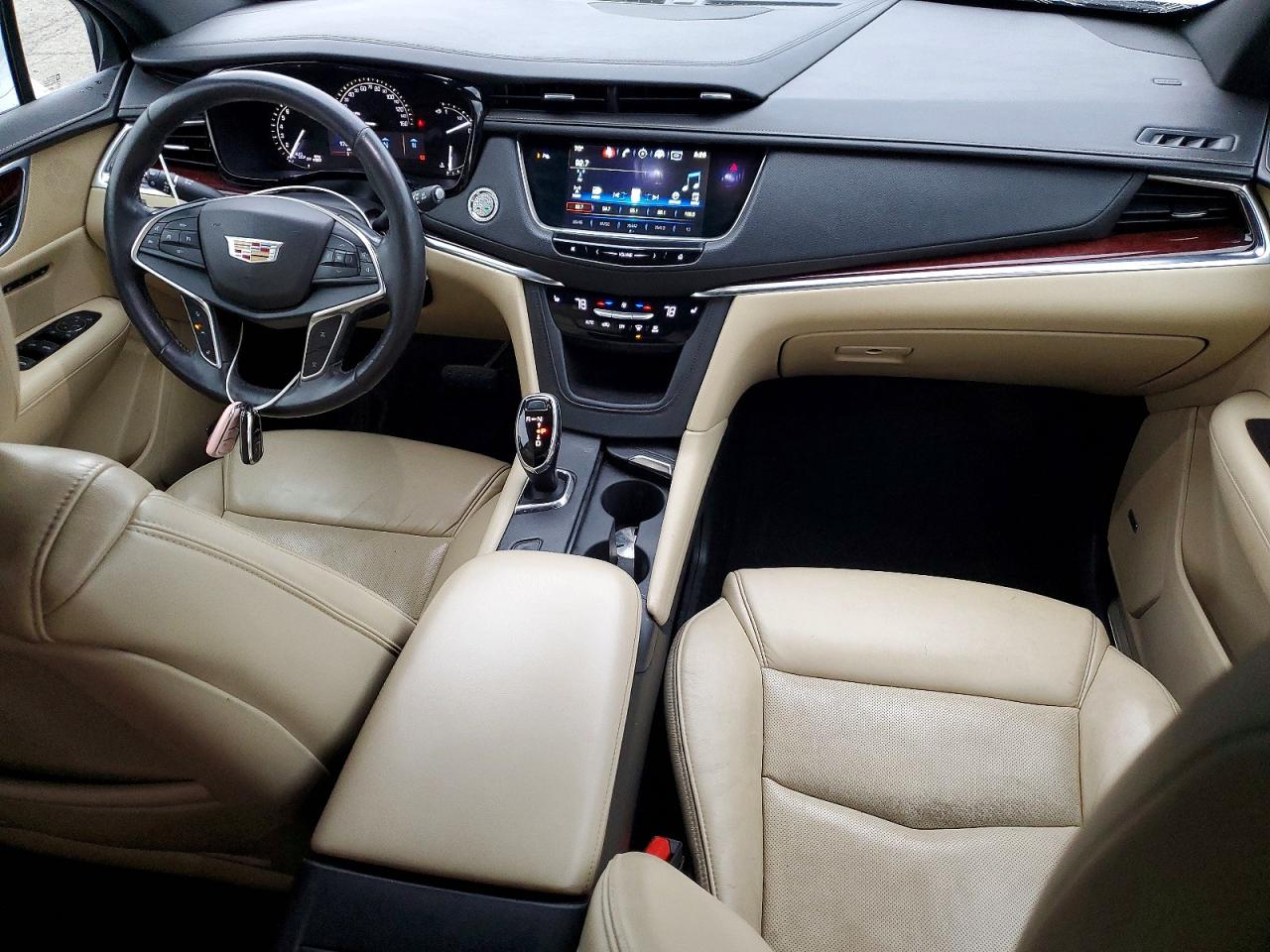 2018 Cadillac Xt5 VIN 1GYKNCRS0JZ107508 photo 8