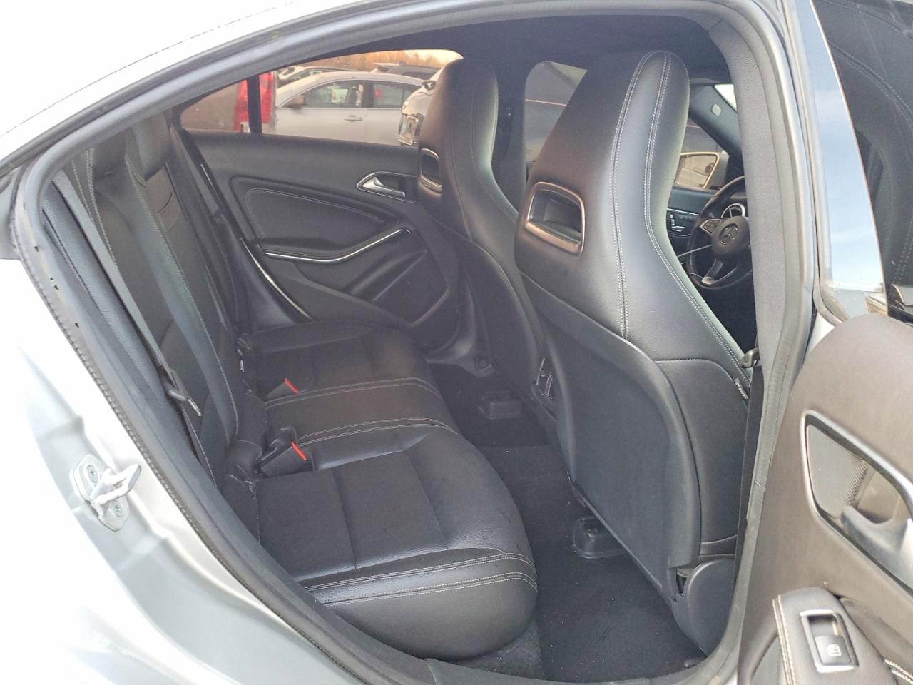 2018 Mercedes-Benz Cla-class VIN WDDSJ4EB6JN505803 photo 10