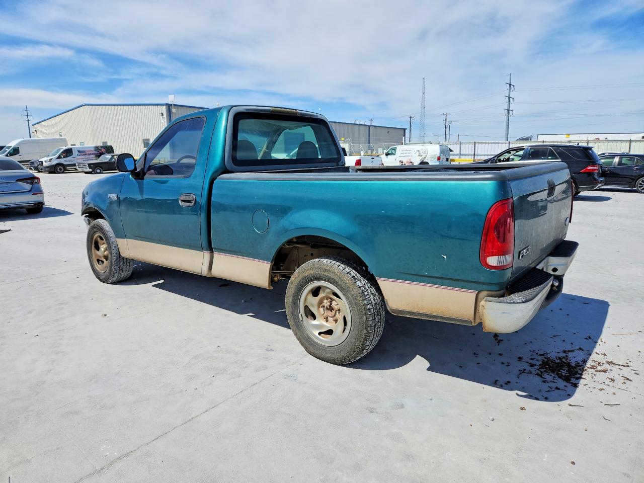 1997 Ford F150 VIN 1FTDF1726VKB49618 photo 2