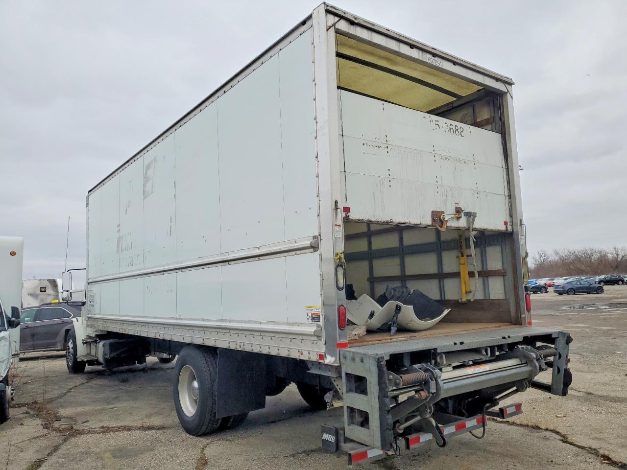 2015 FREIGHTLINER All other VIN 3ALACWDT6FDGA9325 photo 3