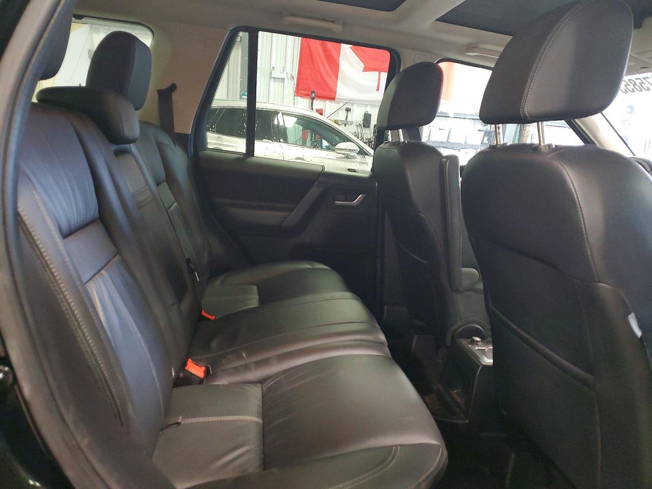 2011 Land Lr2 VIN SALFR2BN3BH244727 photo 11