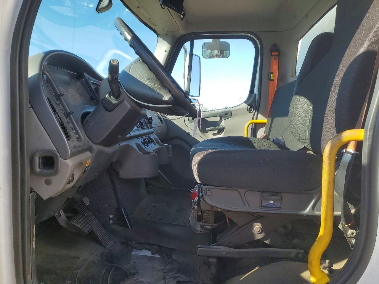 2019 FREIGHTLINER All other VIN 1FVACXD20KHKK5740 photo 7