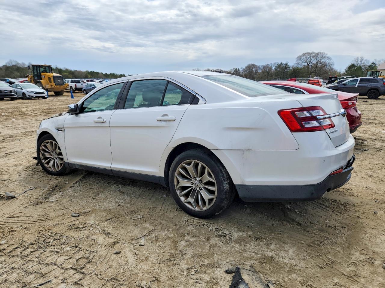 2013 Ford Taurus VIN 1FAHP2F80DG138454 photo 2