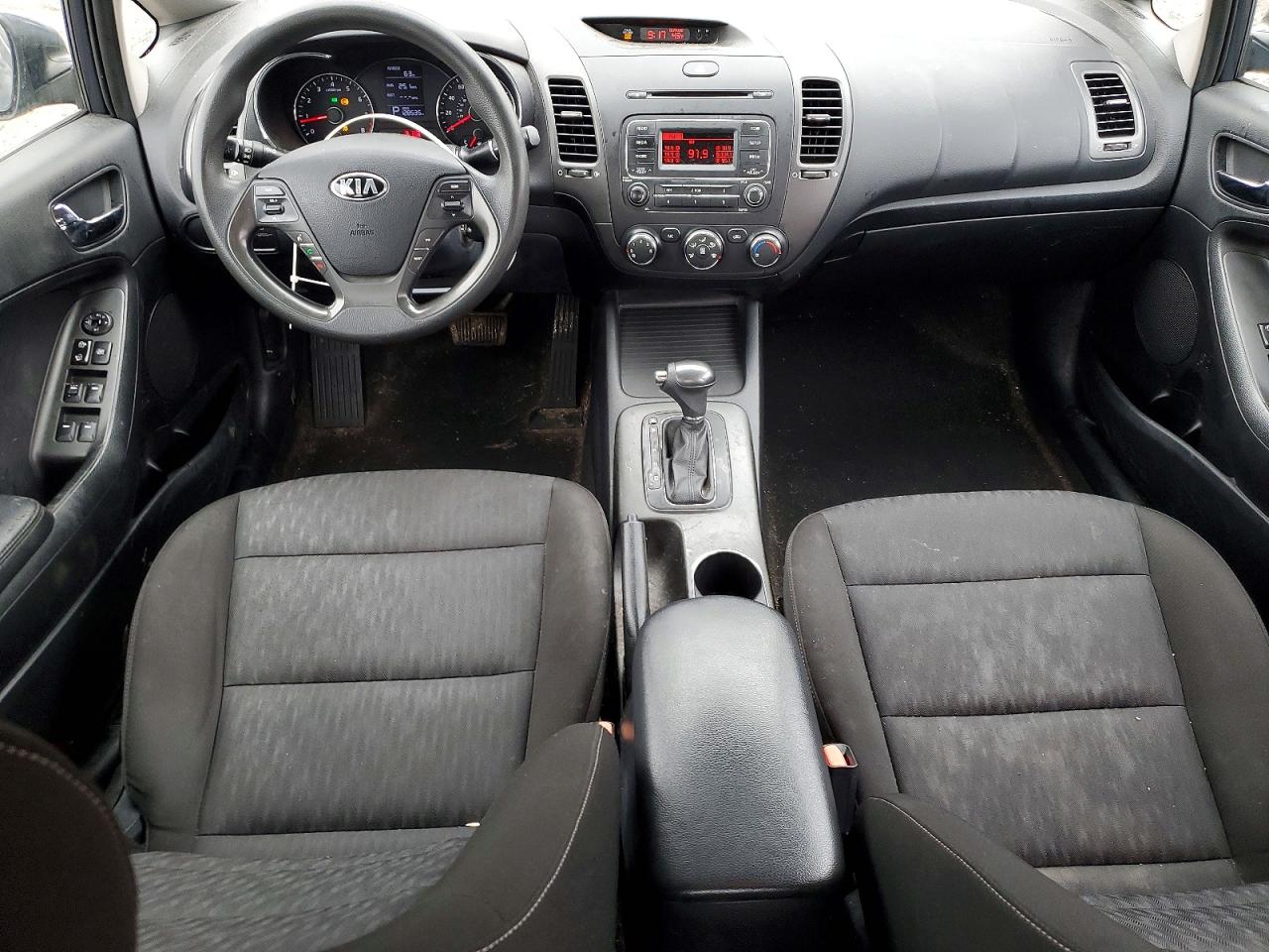2016 Kia Forte VIN KNAFK4A62G5613990 photo 8