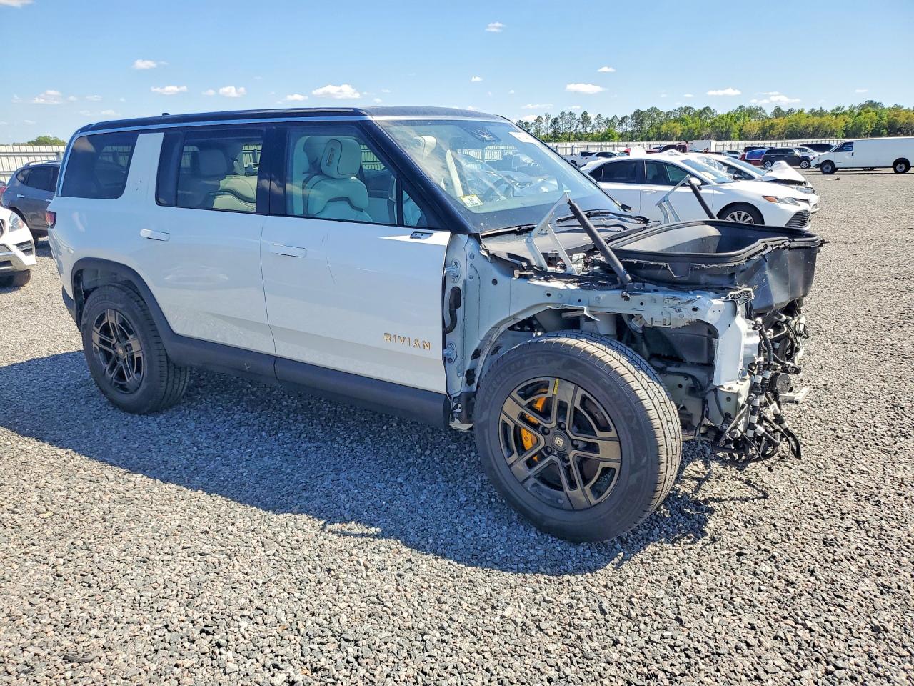 2023 RIVIAN Ris VIN 7PDSGABA8PN016999 photo 4