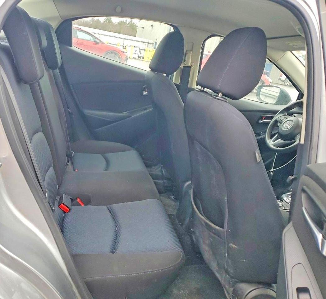 2016 Scion Ia base VIN 3MYDLBZV6GY102634 photo 10