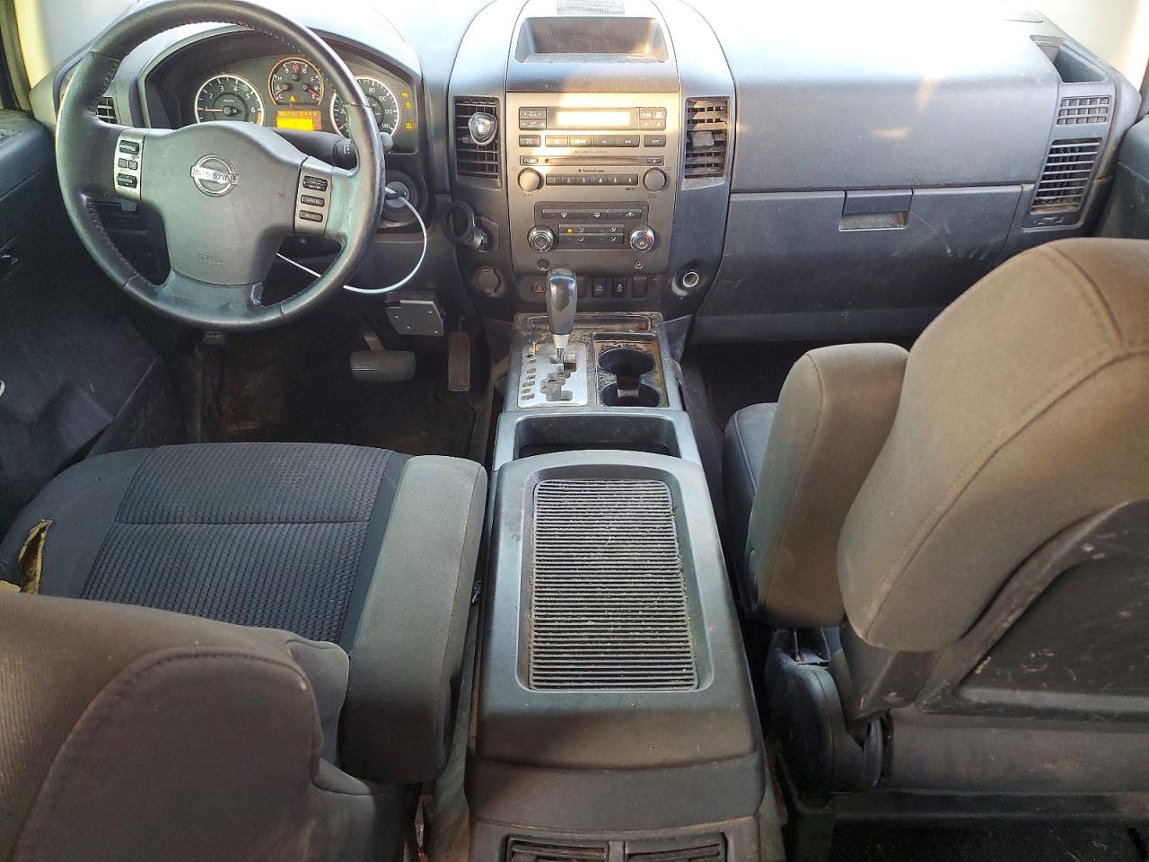 2012 Nissan TITAN VIN 1N6BA0ED6CN327363 photo 8