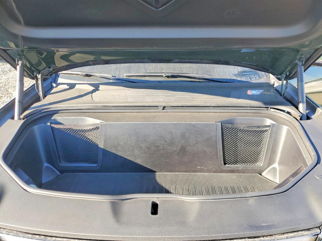 2025 Rivian Rit VIN 7FCTGCAP2SN038240 photo 11