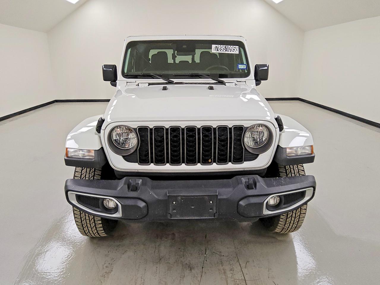 2024 Jeep Gladiator VIN 1C6HJTAG3RL133979 photo 5