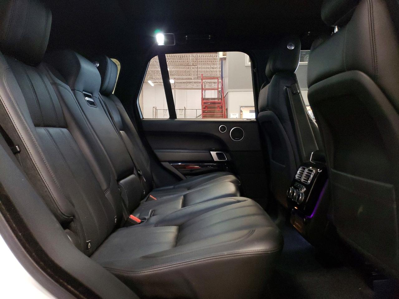 2017 Land RANGE ROVER VIN SALGS2FE6HA326097 photo 11