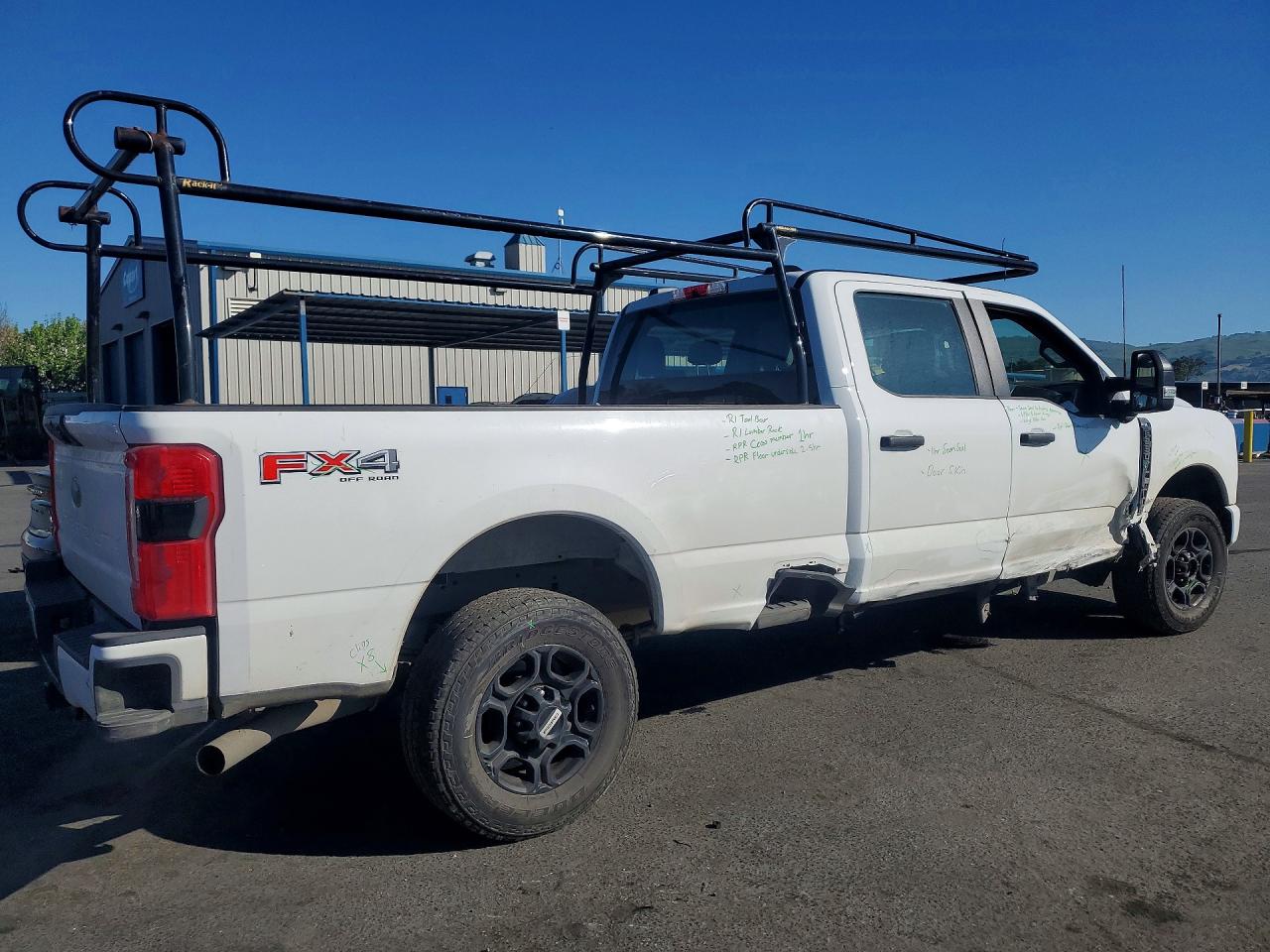 2024 Ford F250 VIN 1FT8W2BA2REE78360 photo 3