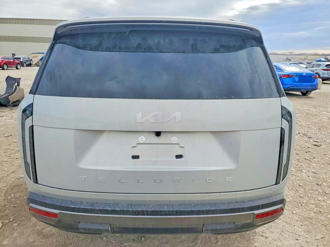 2027 Kia Telluride VIN 5XYPC5S11VG007078 photo 6