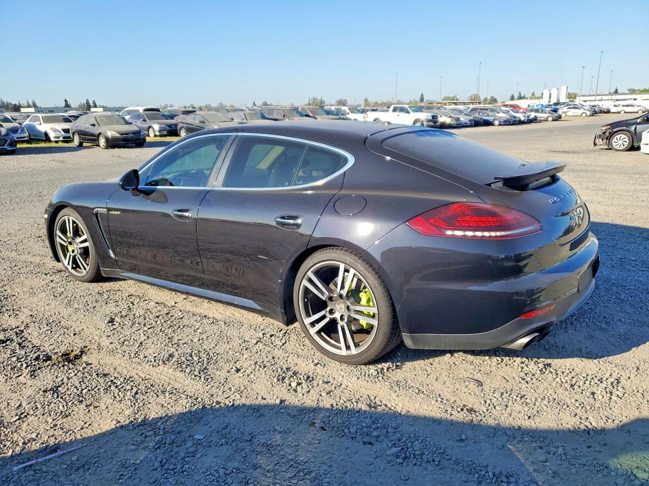 2014 Porsche Panamera VIN WP0AD2A77EL044535 photo 2