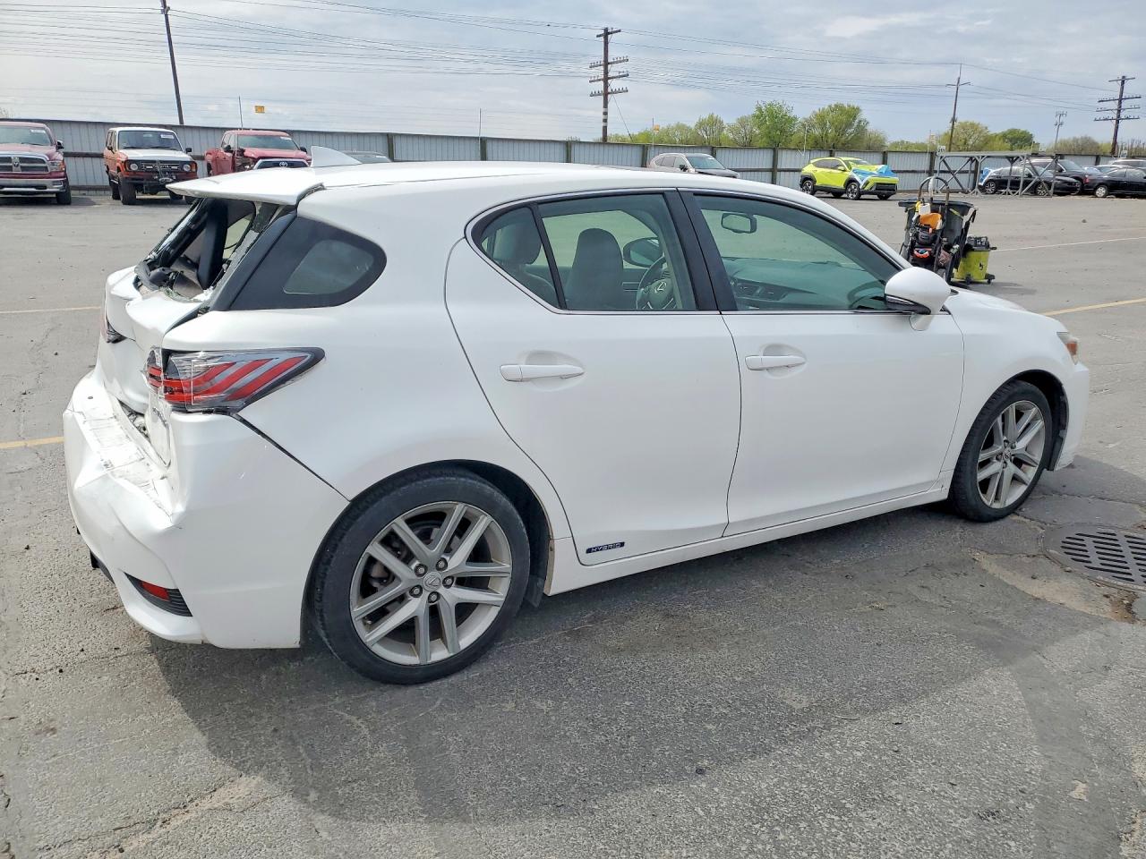 2015 Lexus Ct 200 VIN JTHKD5BH5F2214992 photo 3
