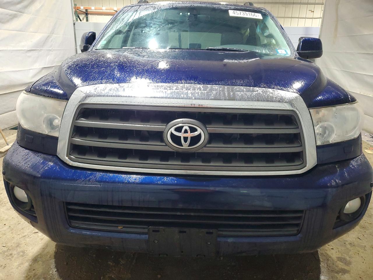 2010 Toyota Sequoia VIN 5TDBY5G17AS026980 photo 5