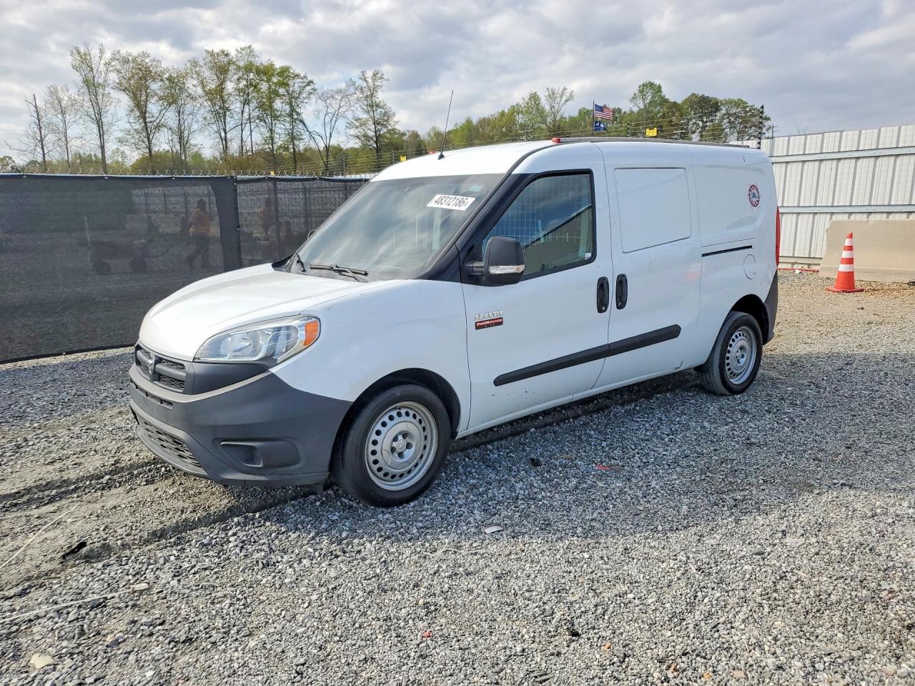 2015 Ram Promaster VIN ZFBERFAT8F6A69862 photo 1