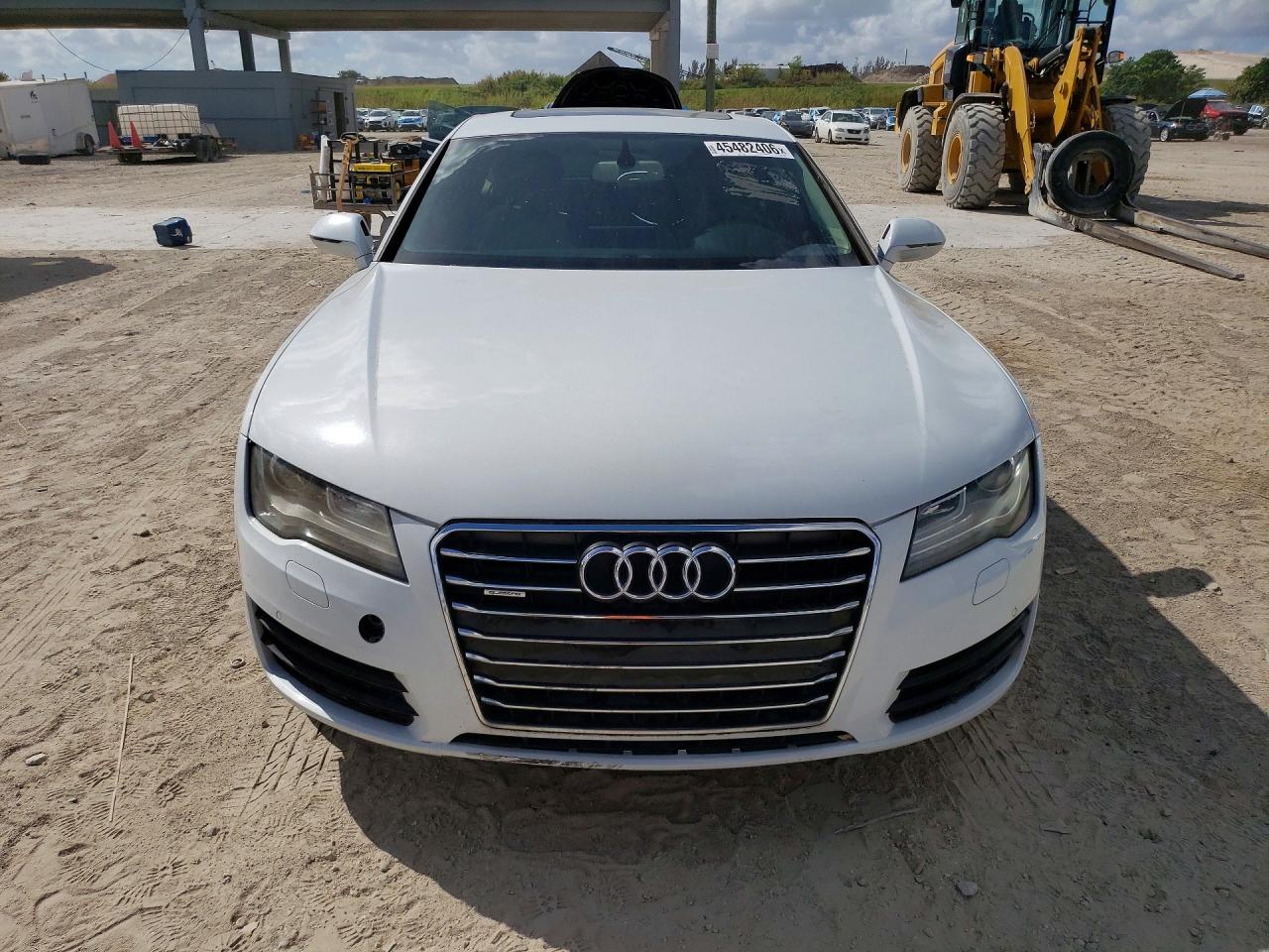2014 Audi A7 VIN WAUWGAFC1EN030242 photo 5