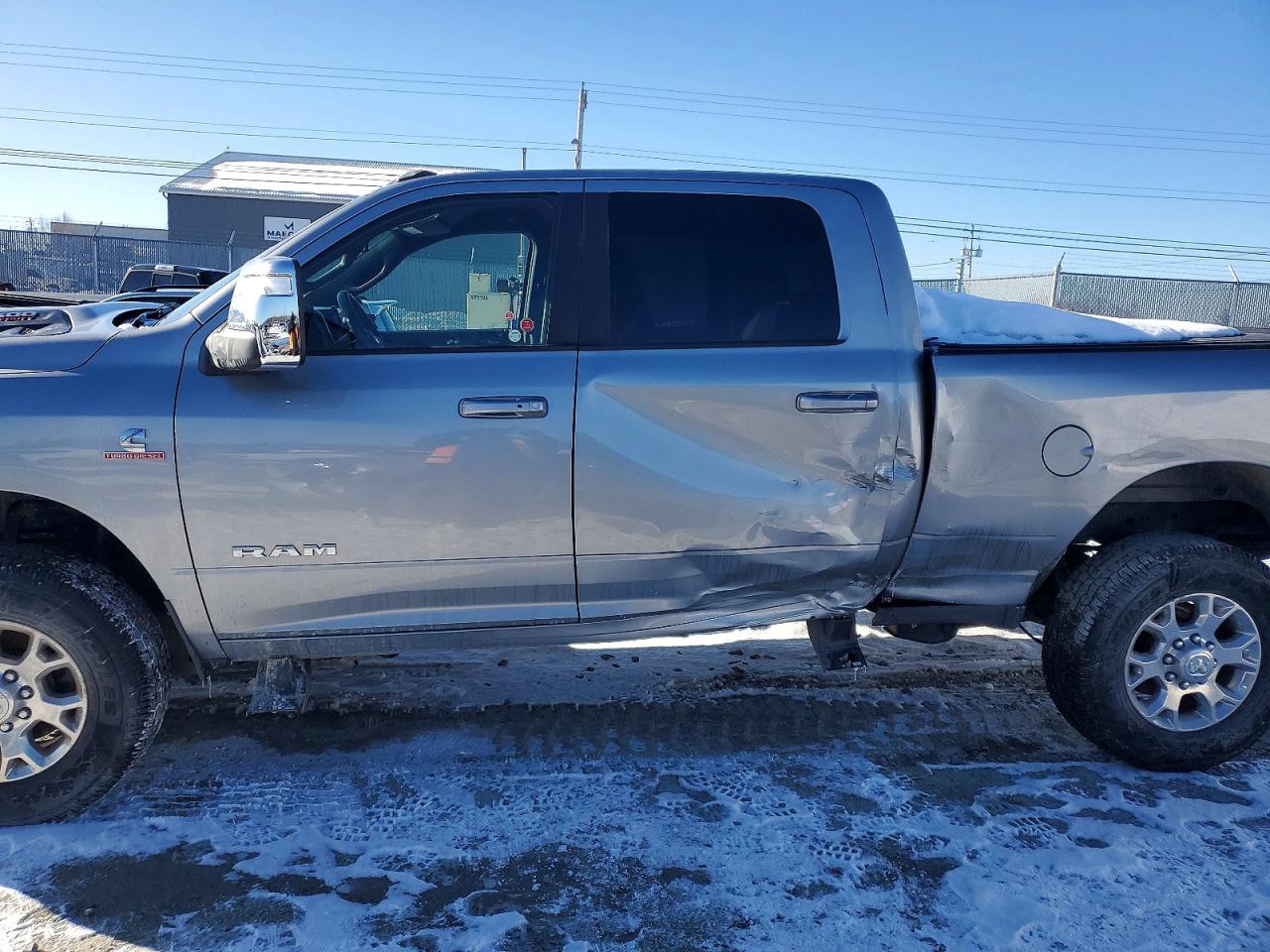 2023 RAM 2500 VIN 3C6UR5FL7PG527035 photo 9