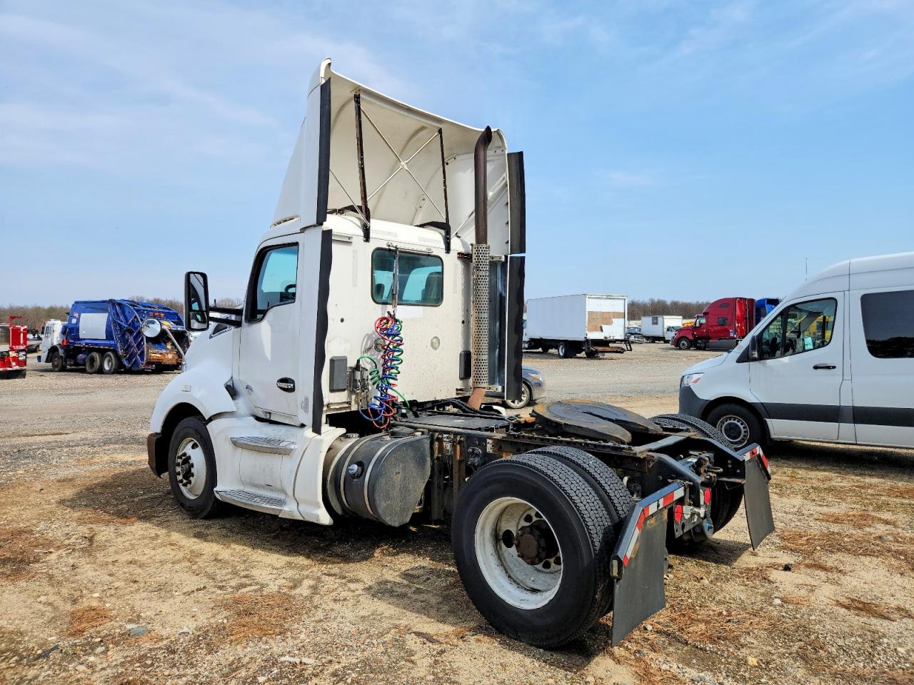 2014 KENWORTH All other VIN 1XKYA48X4EJ403042 photo 3