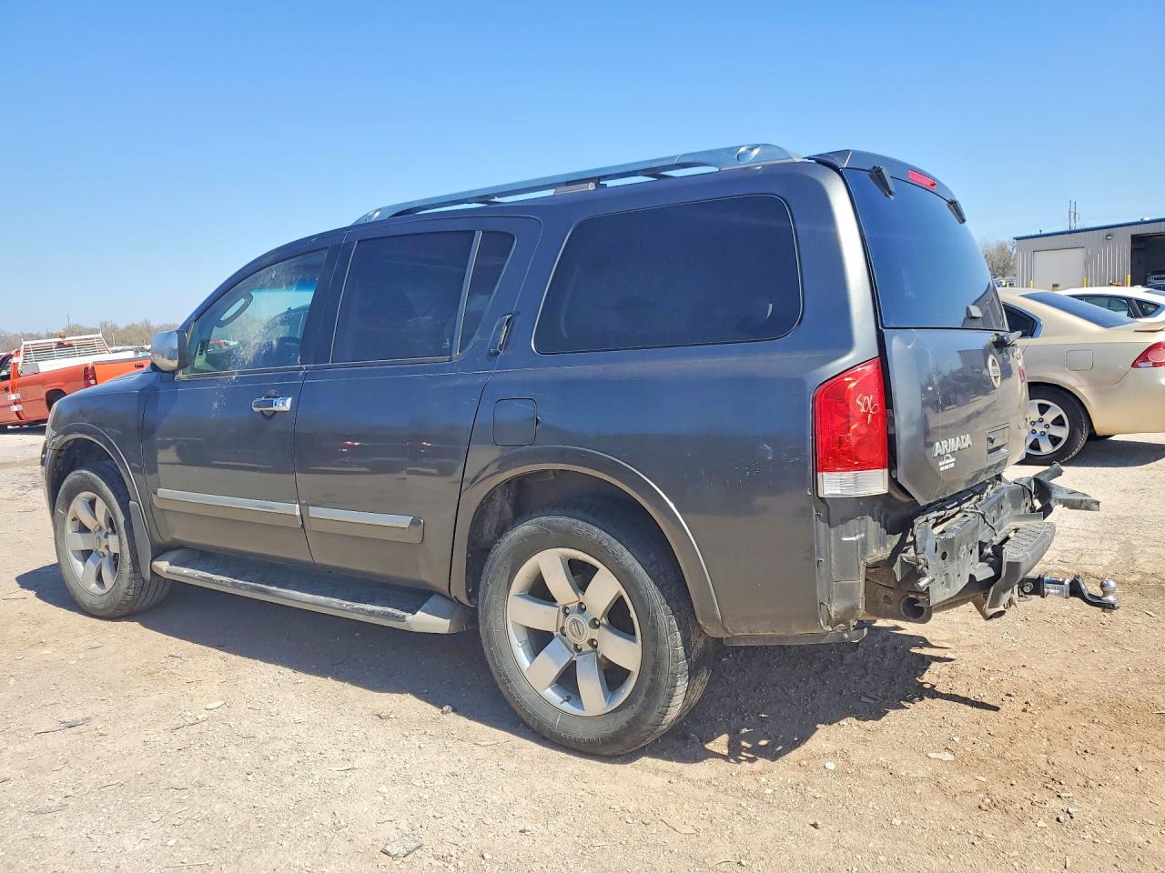 2011 Nissan Armada sv VIN 5N1BA0ND8BN622641 photo 2