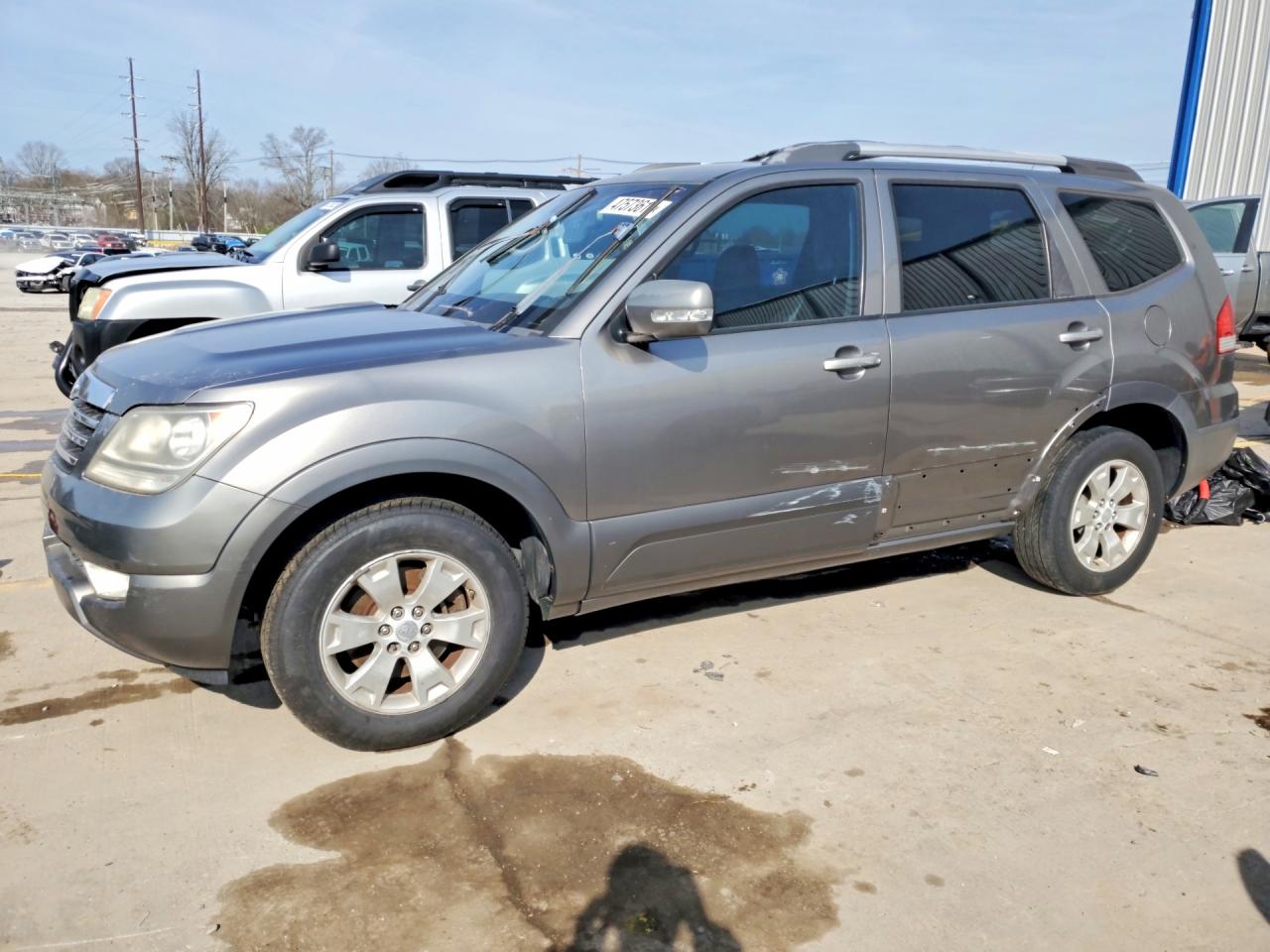 2009 Kia Borrego VIN KNDJJ741495016862 photo 1