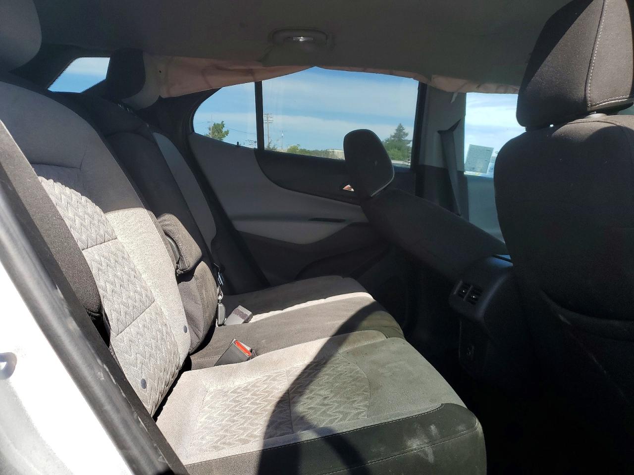 2022 CHEVROLET Equinox VIN 3GNAXUEV4NL207357 photo 11