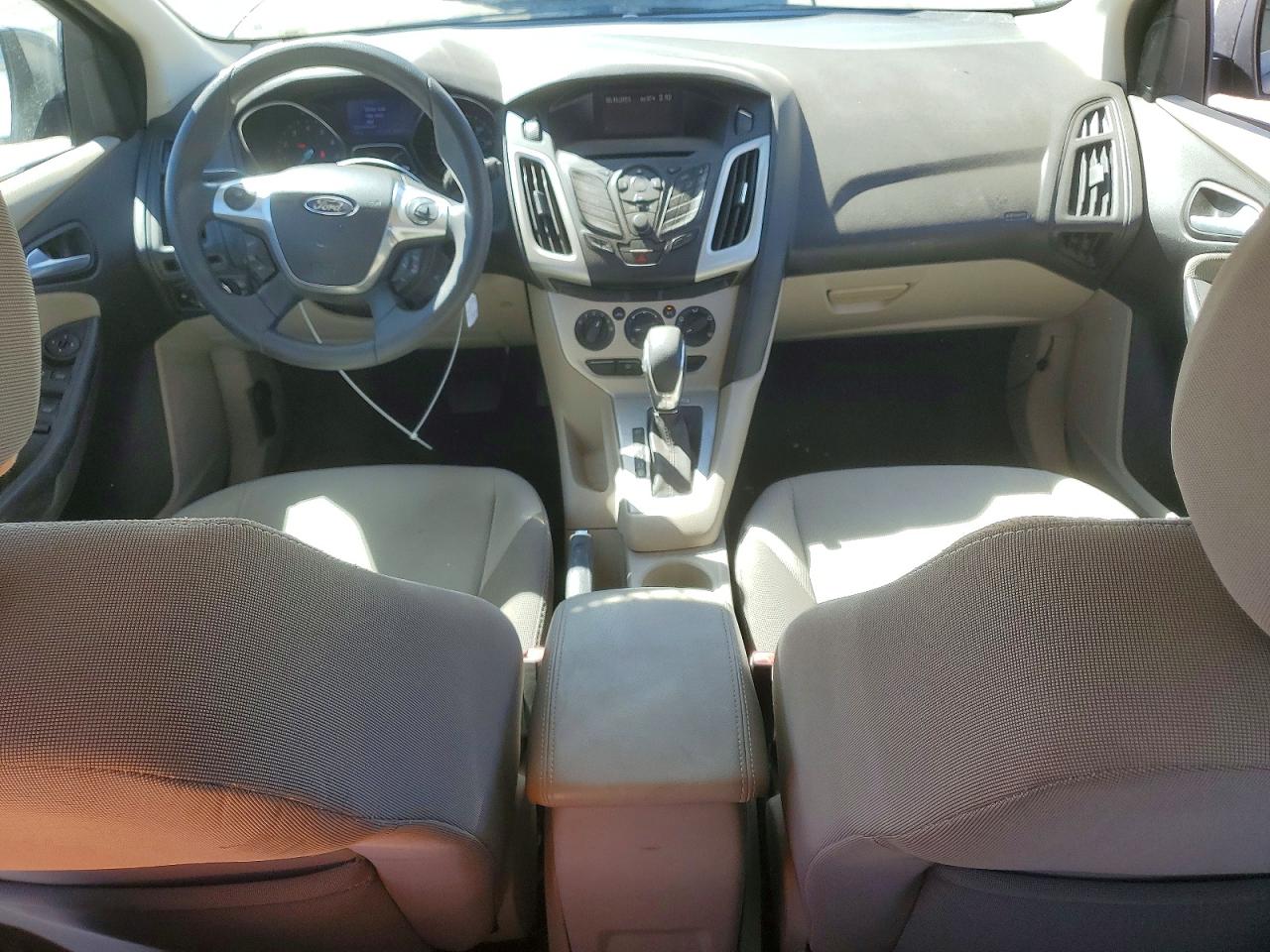 2013 Ford Focus VIN 1FADP3K2XDL190414 photo 8