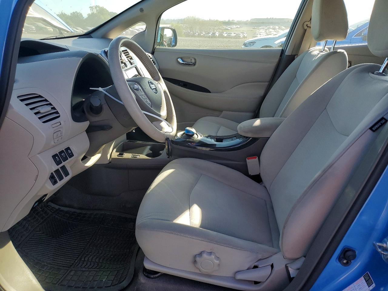 2012 Nissan Leaf VIN JN1AZ0CP5CT026666 photo 7