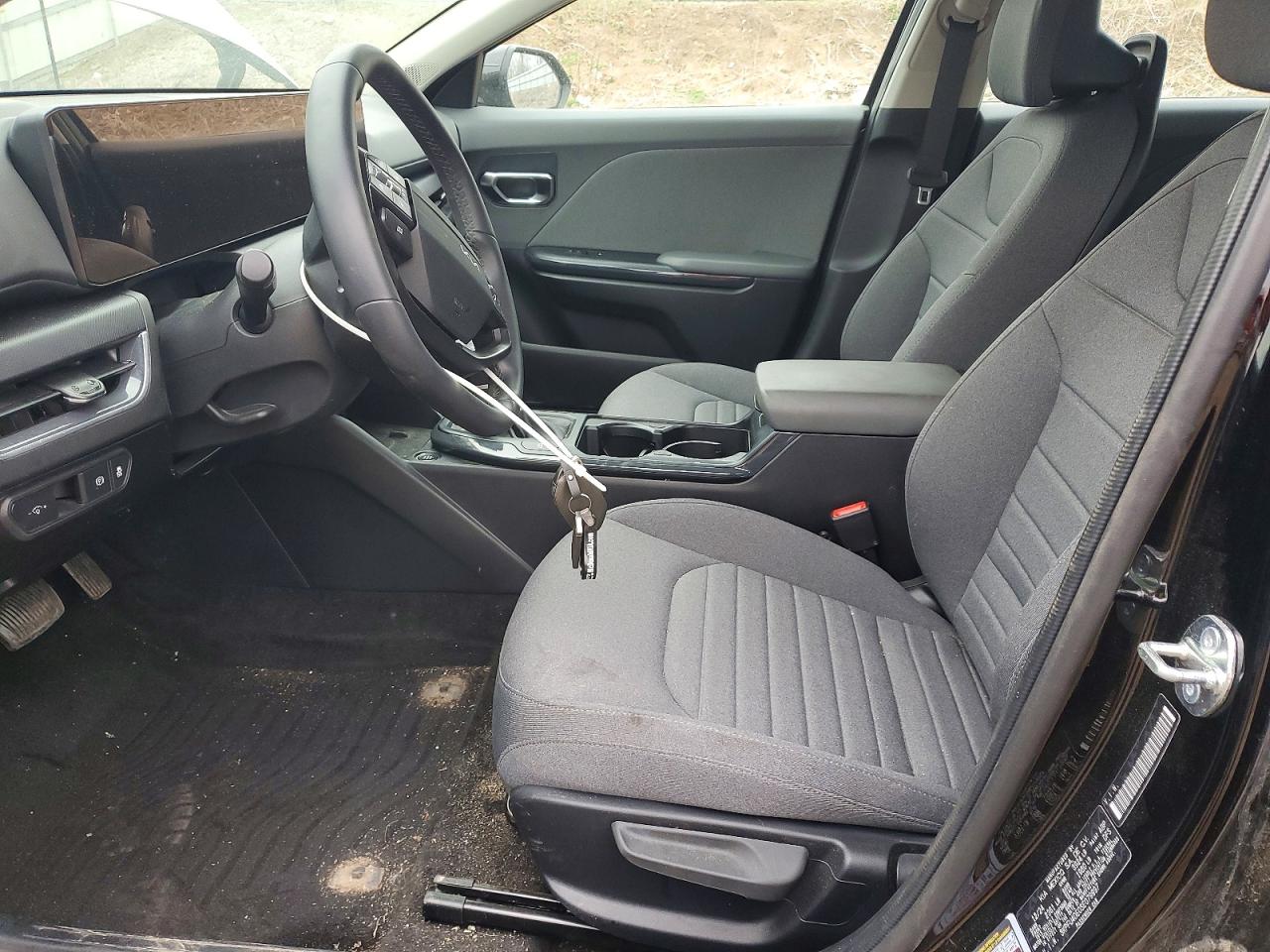 2025 Kia All other VIN 3KPFU4DE0SE079997 photo 7