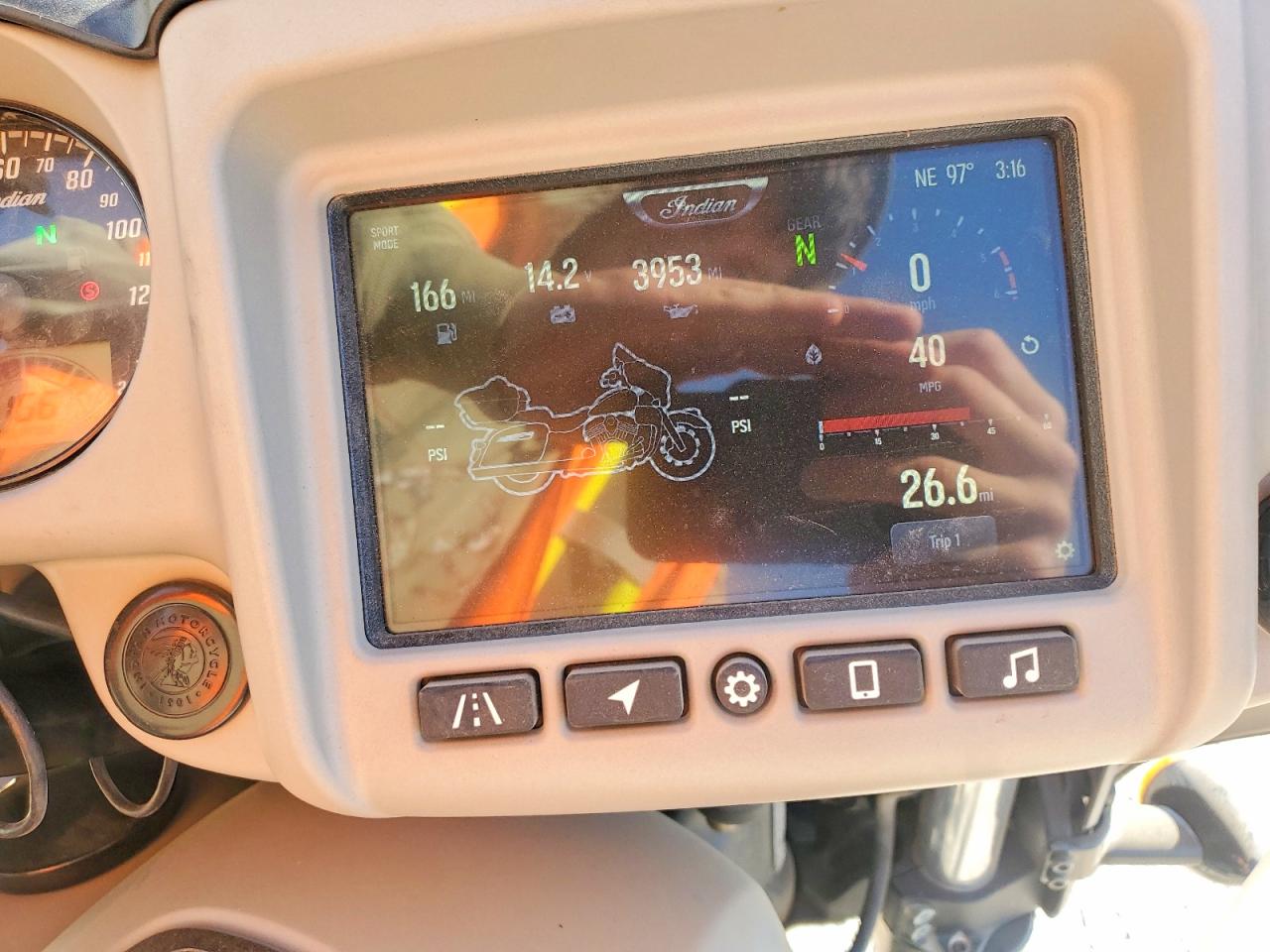 2022 INDIAN Motorcycle VIN 56KTKDBB1N3411940 photo 7