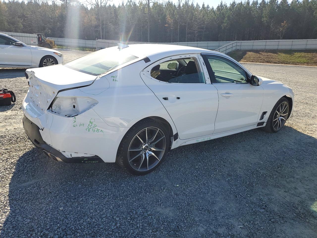 2023 Genesis G70 VIN KMTG34TAXPU129823 photo 3