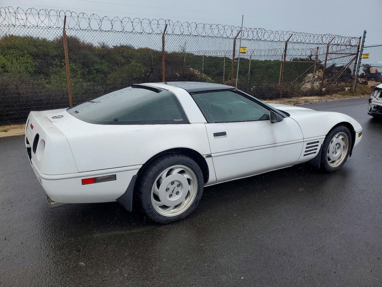 1991 CHEV Corvette VIN 1G1YY2381M5107259 photo 3