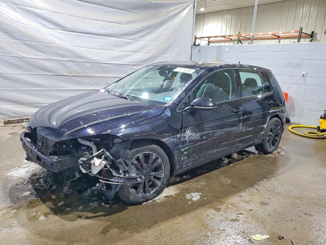 2019 Volkswagen Golf VIN 3VWG57AU7KM030443 photo 1