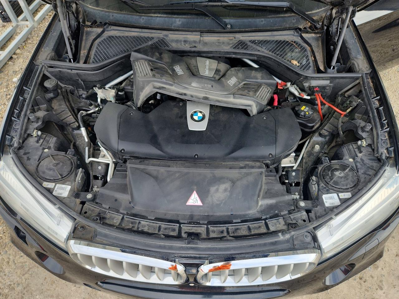 2014 BMW X5 VIN 5UXKR6C50E0J71698 photo 12