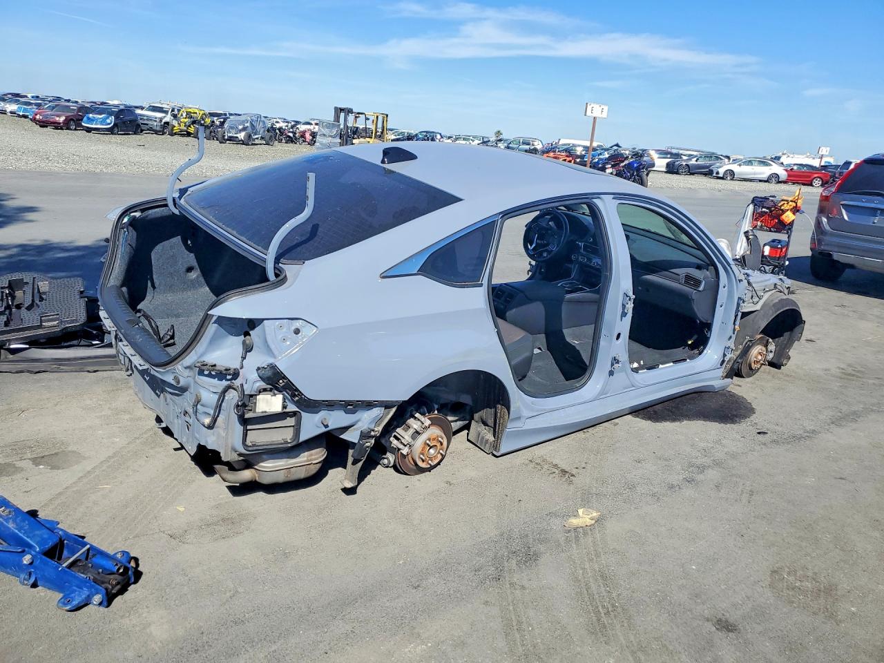2022 Honda Accord VIN 1HGCV2F37NA011558 photo 3