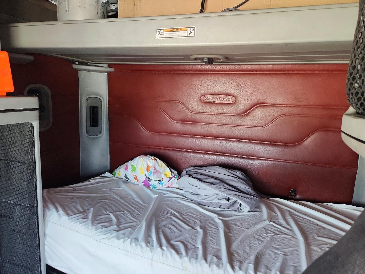 2008 FREIGHTLINER All other VIN 1FUJA6CK38DY52731 photo 6