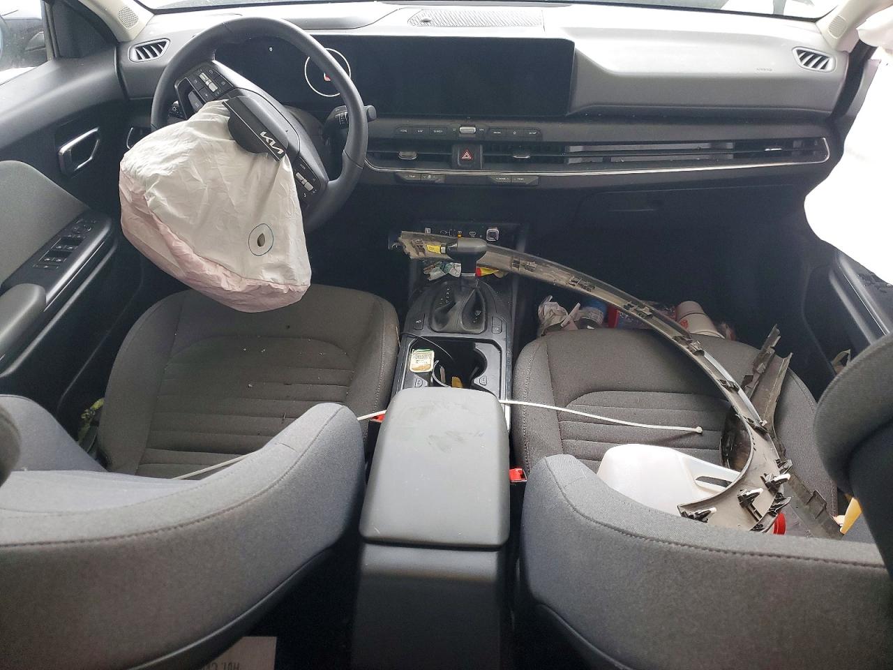 2025 Kia K4 ex VIN 3KPFU4DE5SE032786 photo 8