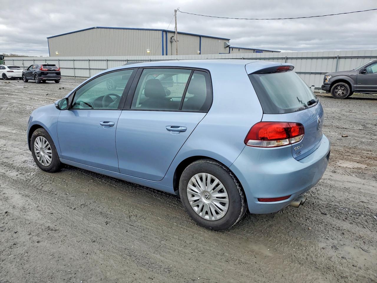 2011 Volkswagen Golf VIN WVWDA7AJ2BW246370 photo 2