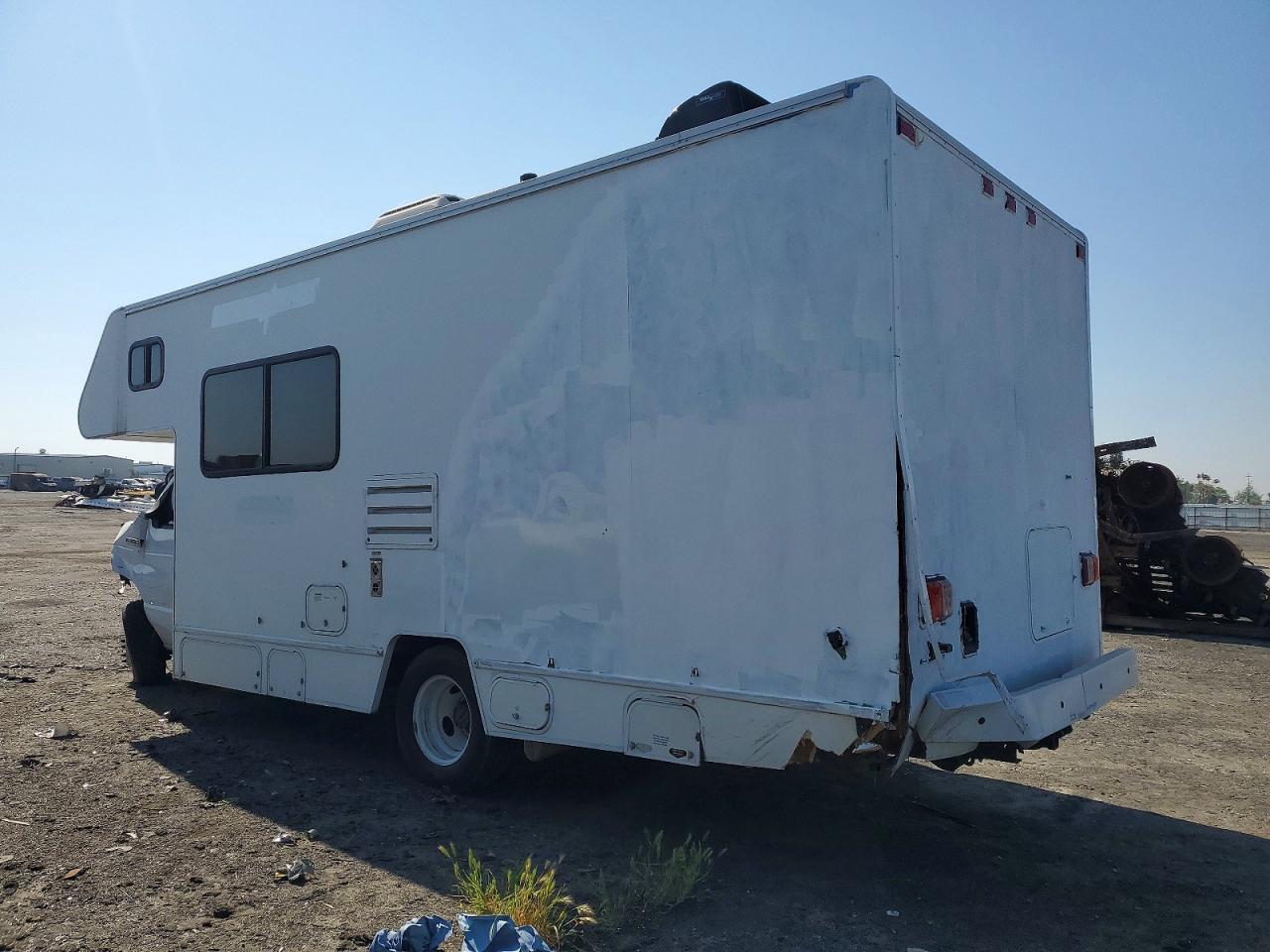 2021 WINNEBAGO All models VIN 1FDWE3FNXMDC11295 photo 3