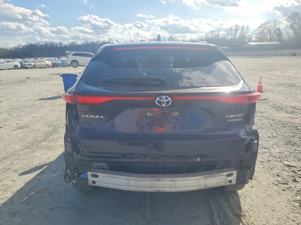 2021 Toyota Venza VIN JTEAAAAH5MJ003449 photo 6