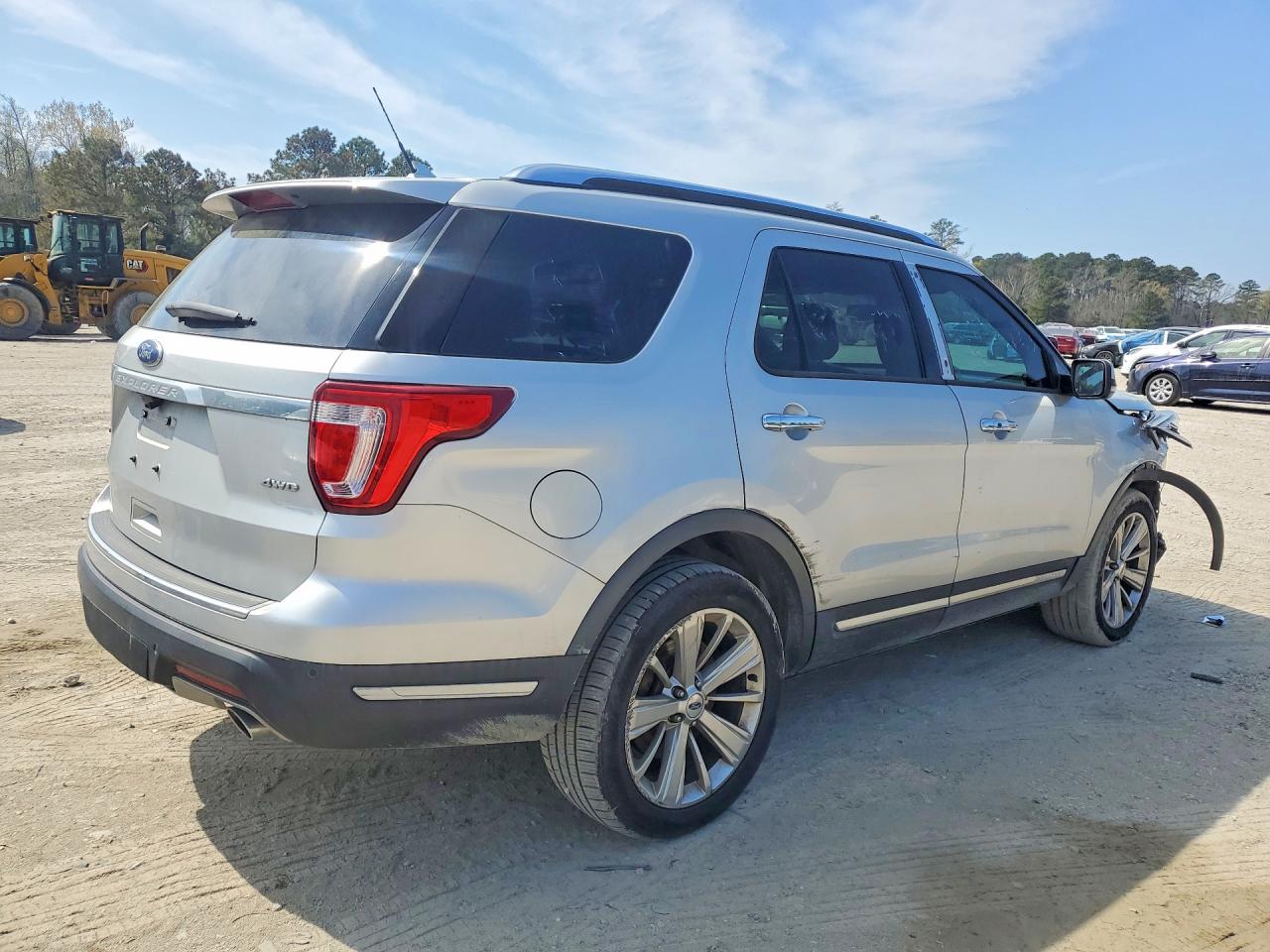 2019 Ford Explorer l VIN 1FM5K8F81KGB41743 photo 3