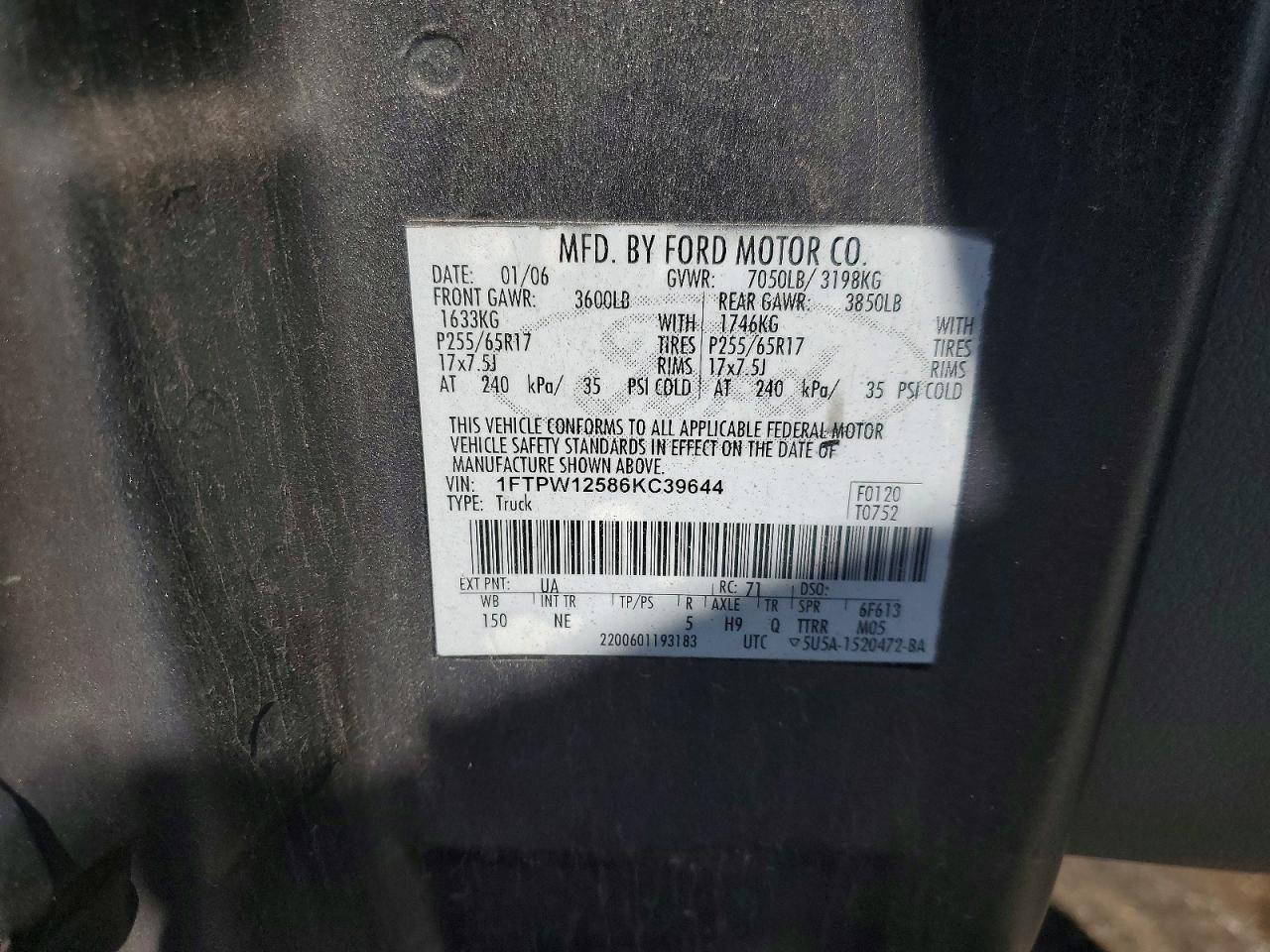 2006 Ford F150 VIN 1FTPW12586KC39644 photo 12